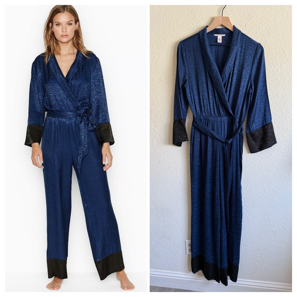 Victoria's Secret Navy and Black Robe-Size XS
